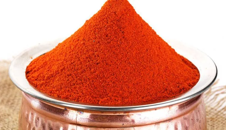 The Fiery Allure Of Red Chilli: Exploring Its Uses, Benefits, And Potential Side Effects”